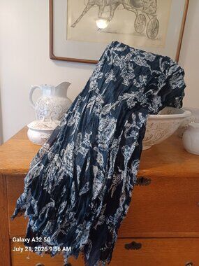 Scarf Cotton Gauze Blue and White Pattern